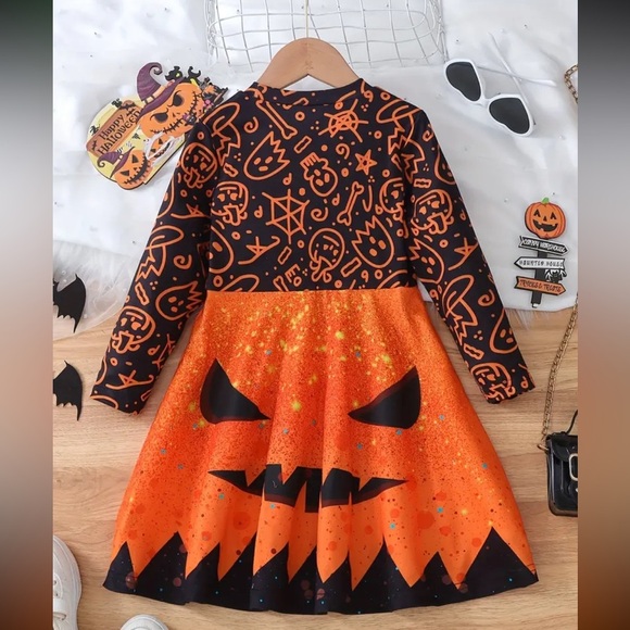 🧡 Spooky Chic Girls' Halloween Boo Dress Long Sleeve, Round Neck NWT CLEARANCE - Picture 2 of 4